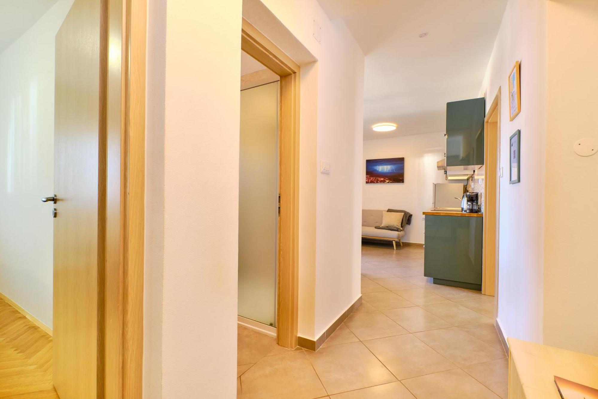 Argo Apartmani Mali Lošinj Buitenkant foto