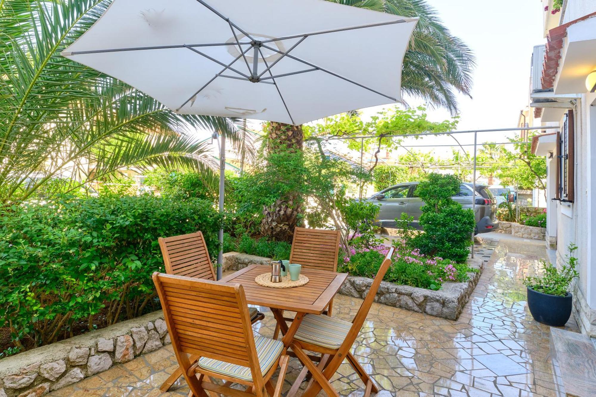 Argo Apartmani Mali Lošinj Buitenkant foto